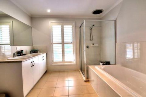Dragons Rest - Broome Tourism 5