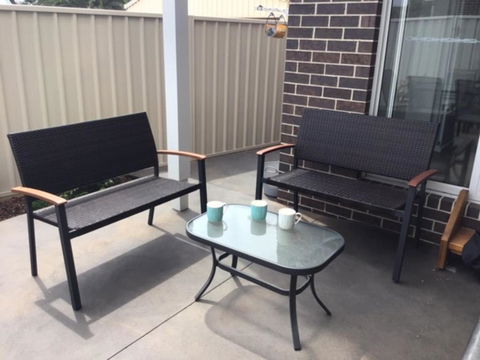 Discover Warilla Bright & Airy Townhouse Near The Beach & Lake - Broome Tourism 1