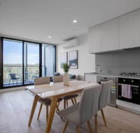 Simple And Cozy Apartment In Parkville - Broome Tourism