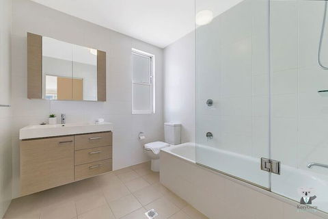 Parkland View Cosy 2 Bed APT Free Parking Nbp033 - Broome Tourism 7