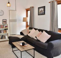 Charming Terrace House on Tree Lined Street - Broome Tourism