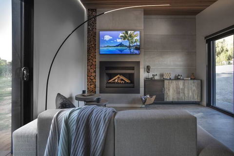 Pavilions At Lenswood - Broome Tourism 5