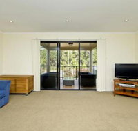 Close to beaches  local attractions - Broome Tourism