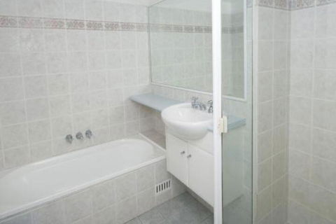 Aquarius Apartment 3 - Broome Tourism 6