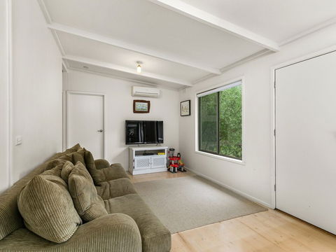 Hidden Escape Free Wifi & Foxtel Surfside PET Friendly - Broome Tourism 6