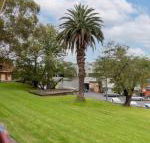Miami Kiama couldnt be closer to Kiama CBD - Broome Tourism