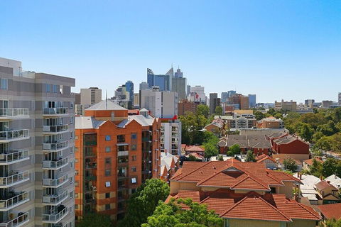 Stunning Two-storey Apartment In Perth's CBD - Broome Tourism 2