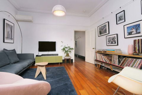 Designer 2-bed House With Garden - Northbridge, Perth - Broome Tourism 3