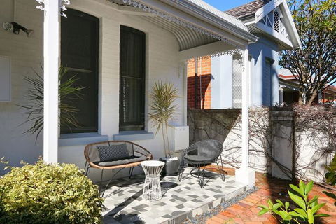 Designer 2-bed House With Garden - Northbridge, Perth - Broome Tourism 1