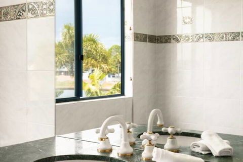 Mermaid Beach House - Broome Tourism 4