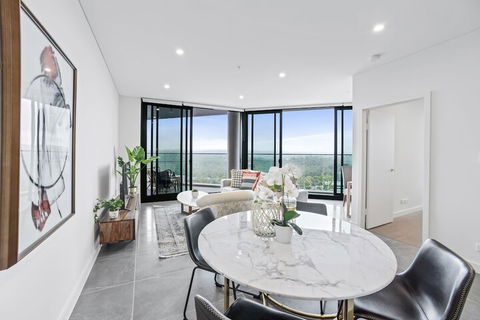 HomeHotel Ultra Luxury 2 Bedroom Next To Mall & Train - Broome Tourism 1