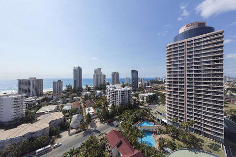 Oaks Gold Coast Hotel - Broome Tourism 1