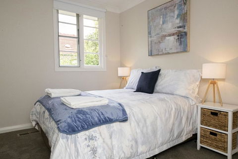 Rose Cottage Charming Double Brick Near Cook Park & CBD - Broome Tourism 5