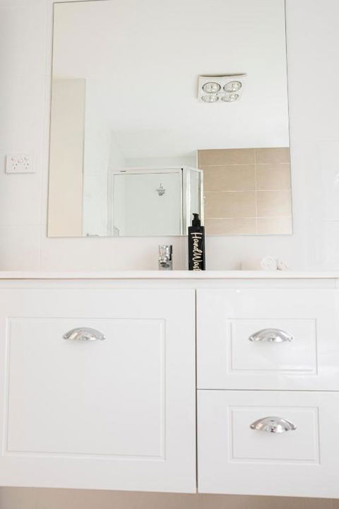 Rose Cottage Charming Double Brick Near Cook Park & CBD - Broome Tourism 3