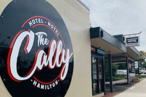 The Caledonian Hotel Motel - Broome Tourism 0