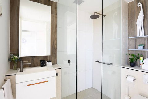 JUDD A Stylish Abode Awaits You - Broome Tourism 1