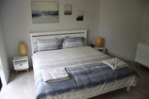 Warnbro Beach Family Accommodation - Broome Tourism 0