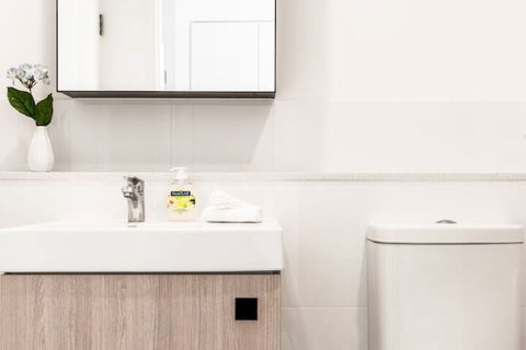 Laguna Apartment - Broome Tourism 5