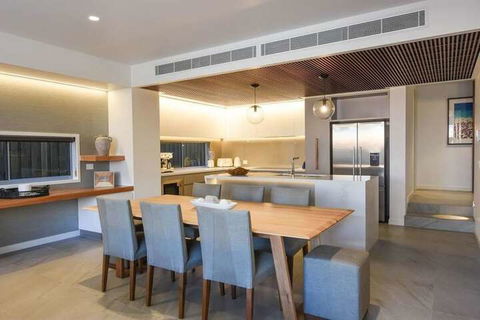 Kokos Beach House 3 - Broome Tourism 7