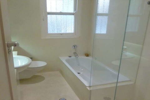 Waterfront Kirribilli Apartment NS181 - Broome Tourism 2