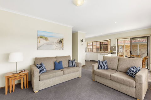 Riviera Beach Resort - Broome Tourism 3