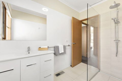 Riviera Beach Resort - Broome Tourism 5