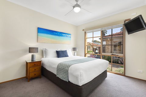 Riviera Beach Resort - Broome Tourism 2