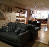 Di's Dugouts - Broome Tourism