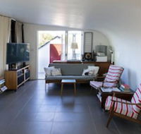 Bondi Retro Designer - Broome Tourism