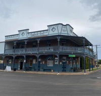 Commercial Hotel Curlewis - Broome Tourism