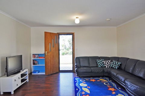 Alwyns By THE SEA PET Friendly - Broome Tourism 4