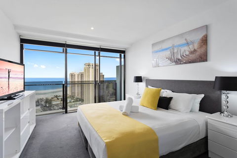 Holiday Holiday Circle On Cavill - Broome Tourism 1