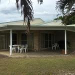 Private Canal Duplex With Pontoon Oleander Drive Bongaree - Broome Tourism 0