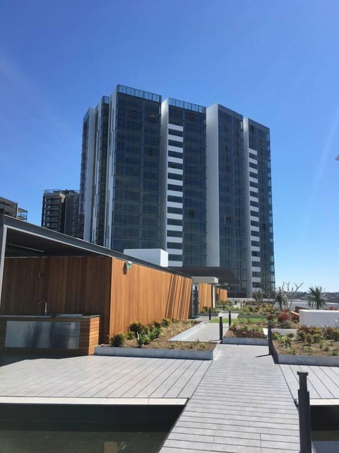 Waterview 1 BED + Parking Close To Olympic Park Nwp018 - Broome Tourism 1