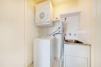 Wyndel Apartments - Apex - Broome Tourism 4
