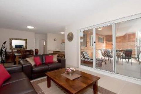 2 Bedroom Apartment Kiah Unit 16 / 53 Victoria Parade - Broome Tourism 3