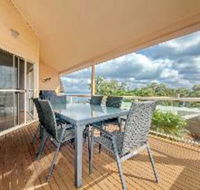 3 Bedroom Villa Moy at Nelson Bay 2 / 30 Thurlow Avenue FREE WIFI - Broome Tourism