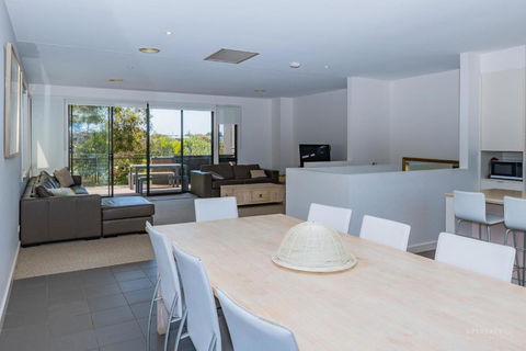 1 Sunset Place - Broome Tourism 2
