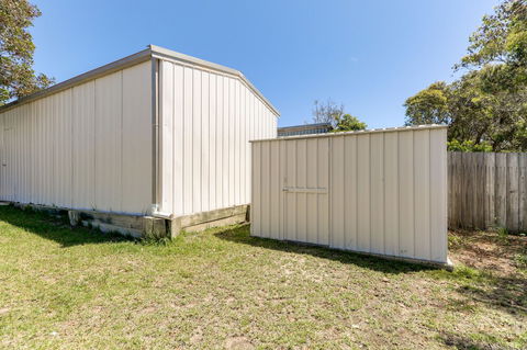 Beacon Cottage - Broome Tourism 1