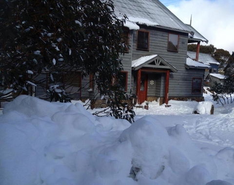 Snowmass Chalet - Broome Tourism 6
