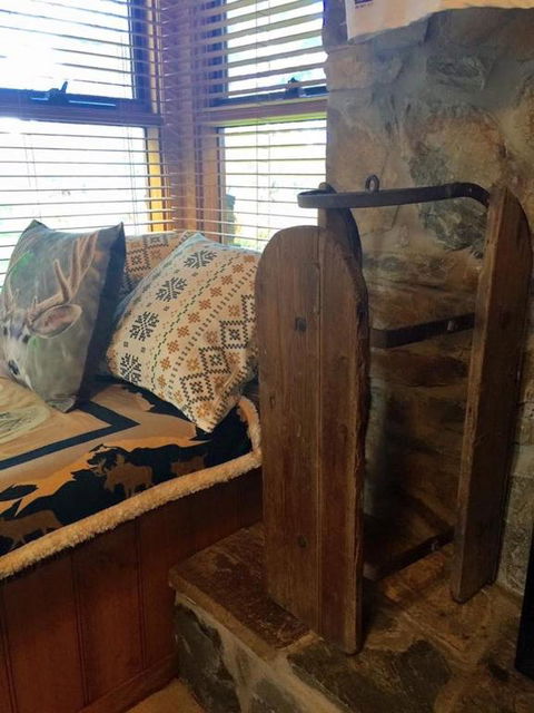 Snowmass Chalet - Broome Tourism 5
