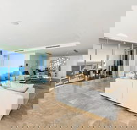Orchid Residences - HR Surfers Paradise - Broome Tourism