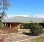 Gundaroo Manor Bed  Breakfast - Broome Tourism