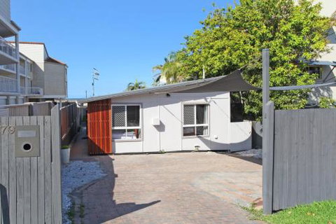 BEACH SHOPS & FABULOUS VACATION HOME! - Broome Tourism 2