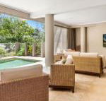 The Stanwell Beach Glass House beach  pool - Broome Tourism