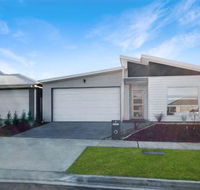 Brand New Home 10 mins to Beach Torquay Geelong Deakin Hospitals - Broome Tourism