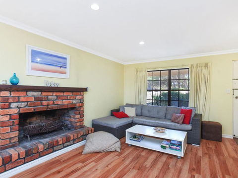 By The Beach 30 Jetty Road - Broome Tourism 6