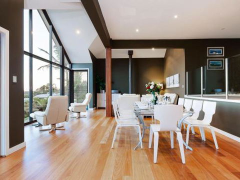 Venabu On Garuwa 20 Garuwa Street Spectacular House With Fabulous Views - Broome Tourism 6