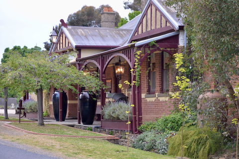 The Eaglehawk Country House Hotel Maldon - Broome Tourism 0