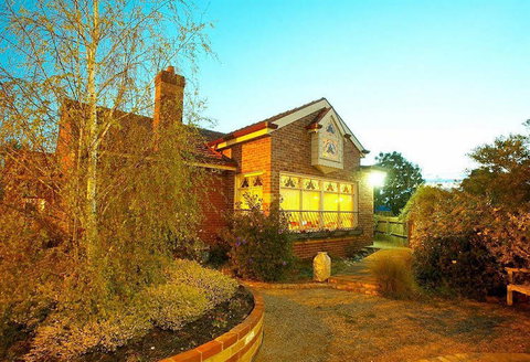 Carter Cottages - Broome Tourism 1